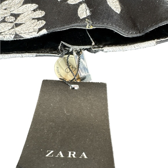 ZARA Black Embroidered Ankle Boots w/4” Heel, Size 9. - Picture 14 of 15